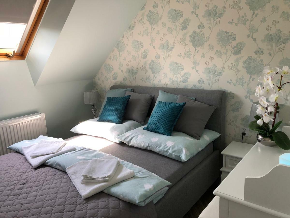 Family & Business Elegant Apartments Ul Warszawska - 2 Bedroom, Balcony, Parking Kielce Buitenkant foto